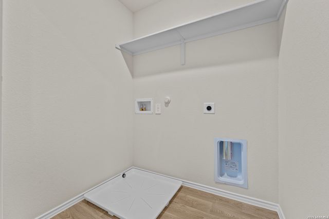 140 Langston Dr, Maxwell, TX 78640