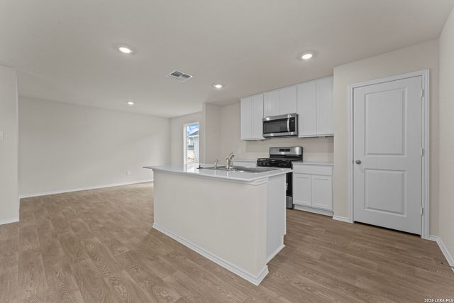 140 Langston Dr, Maxwell, TX 78640