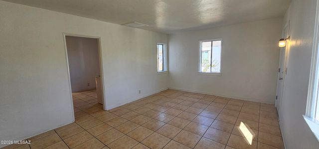 3520 S Lundy Avenue, Tucson, AZ 85713