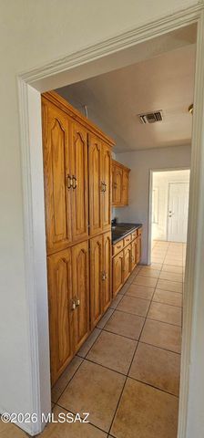 3520 S Lundy Avenue, Tucson, AZ 85713