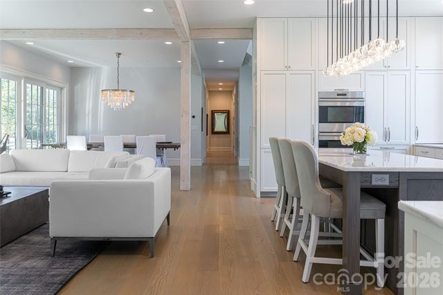 93 Mirehouse Run, Asheville, NC 28803