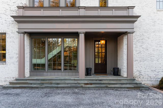 93 Mirehouse Run, Asheville, NC 28803