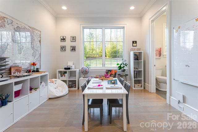 93 Mirehouse Run, Asheville, NC 28803