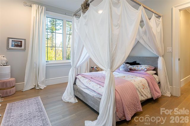 93 Mirehouse Run, Asheville, NC 28803