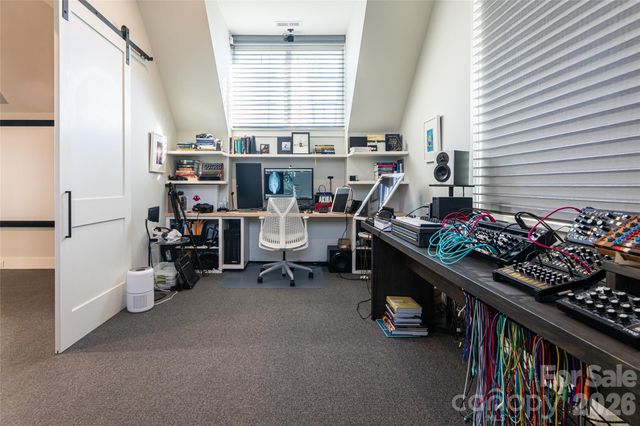 93 Mirehouse Run, Asheville, NC 28803