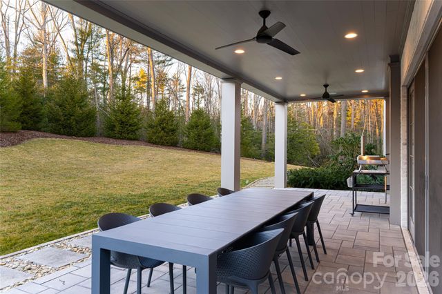 93 Mirehouse Run, Asheville, NC 28803