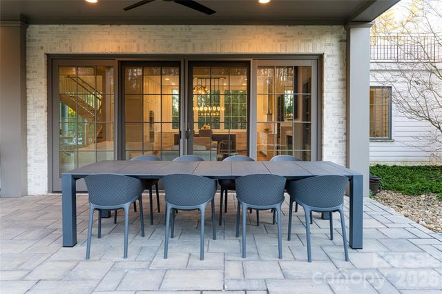 93 Mirehouse Run, Asheville, NC 28803