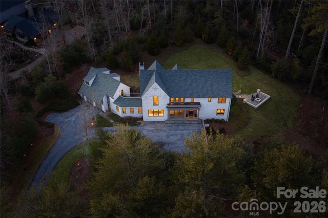 93 Mirehouse Run, Asheville, NC 28803