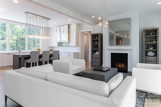 93 Mirehouse Run, Asheville, NC 28803