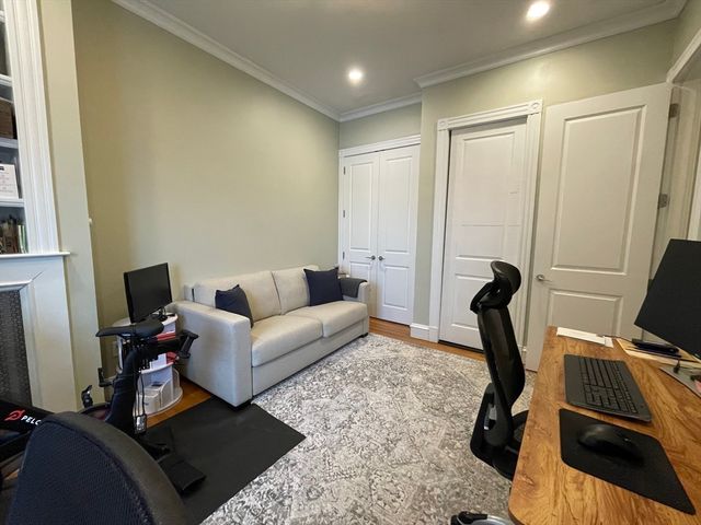 55 Magazine 64, Cambridge, MA 02139