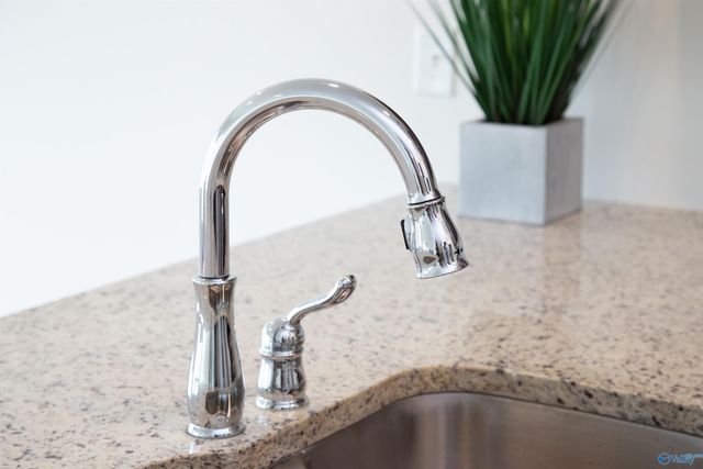 6028 Barringer Court NW, Huntsville, AL 35806