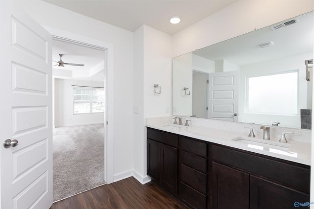 6028 Barringer Court NW, Huntsville, AL 35806