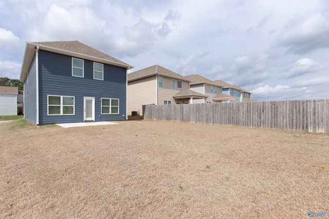 6028 Barringer Court NW, Huntsville, AL 35806