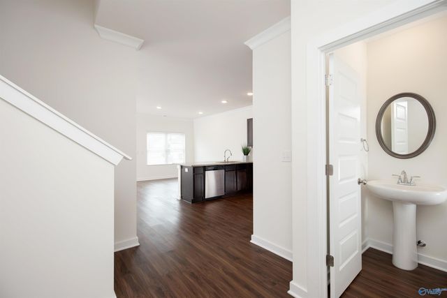 6028 Barringer Court NW, Huntsville, AL 35806