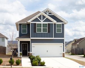 6028 Barringer Court NW, Huntsville, AL 35806