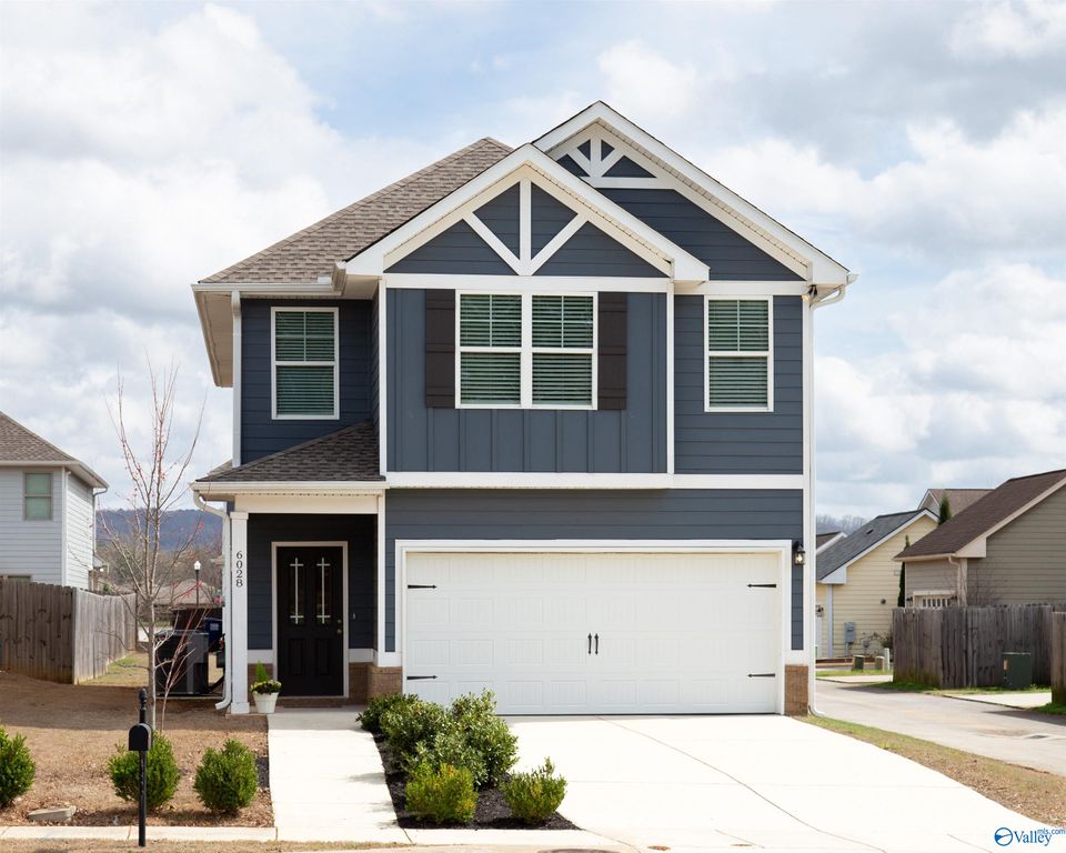 6028 Barringer Court NW, Huntsville, AL 35806