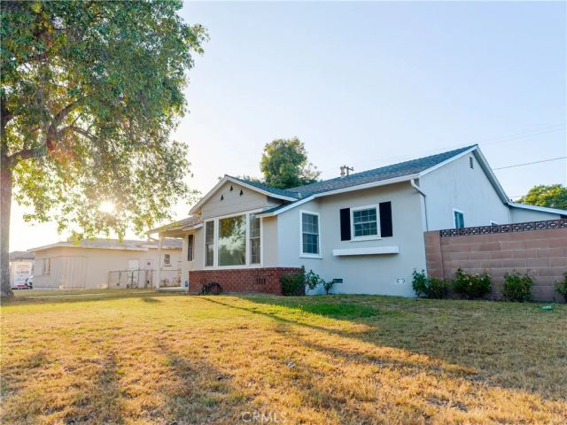 2129 W Cerritos, Anaheim, CA 92804