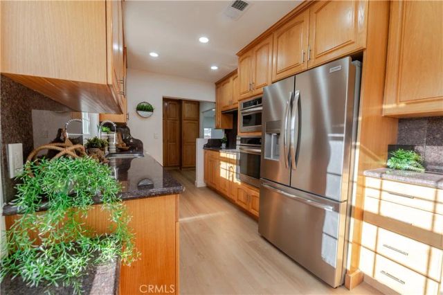 2129 W Cerritos, Anaheim, CA 92804