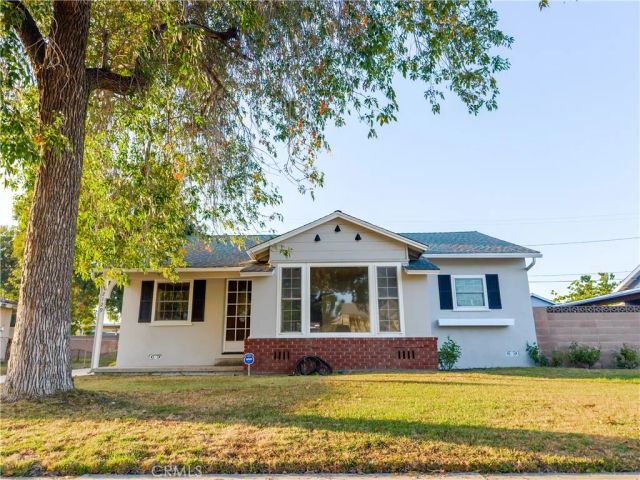 2129 W Cerritos, Anaheim, CA 92804