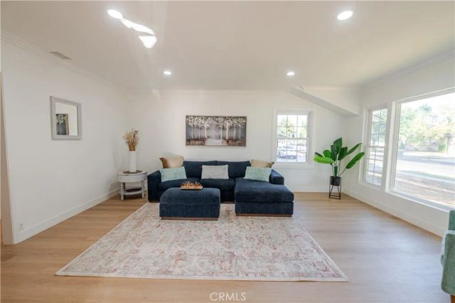 2129 W Cerritos, Anaheim, CA 92804