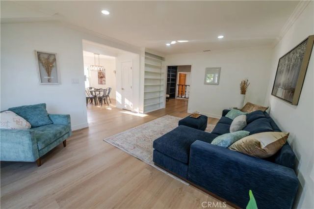 2129 W Cerritos, Anaheim, CA 92804