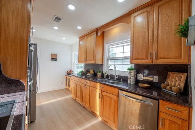 2129 W Cerritos, Anaheim, CA 92804