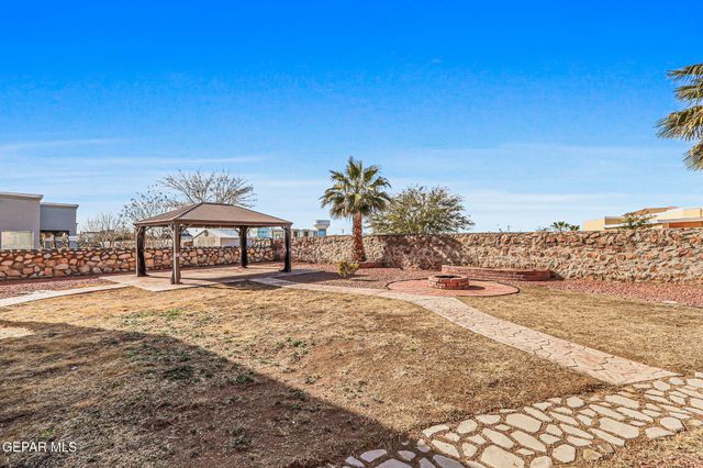 12921 FIRE FIGHTER Drive, El Paso, TX 79938