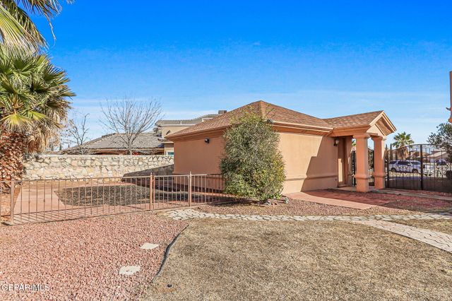 12921 FIRE FIGHTER Drive, El Paso, TX 79938