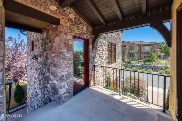 3166 Vista Favoloso, Reno, NV 89519