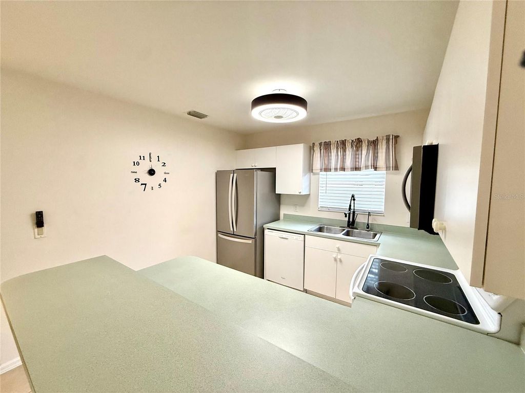 Image 6 of property listing at 16946 TOLEDO BLADE BOULEVARD, Port Charlotte, FL 33954