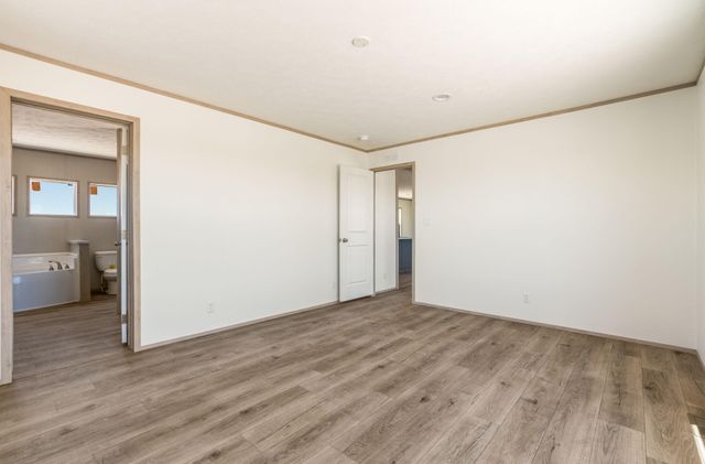 45 10th Avenue NE, Rio Rancho, NM 87144