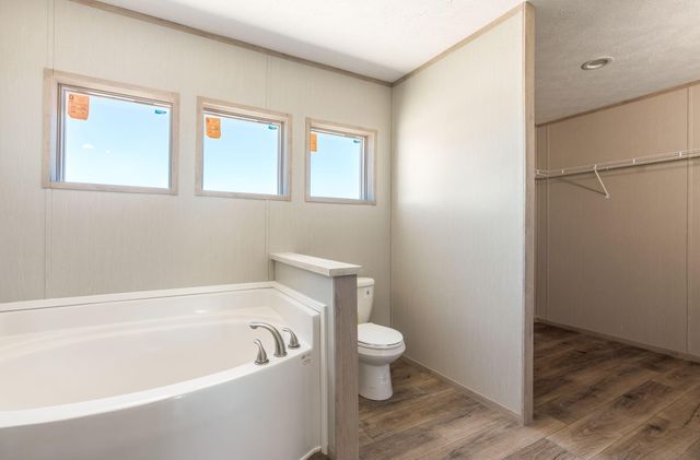 45 10th Avenue NE, Rio Rancho, NM 87144