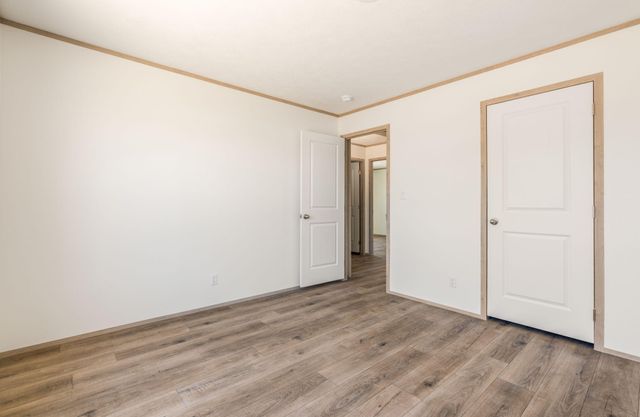 45 10th Avenue NE, Rio Rancho, NM 87144