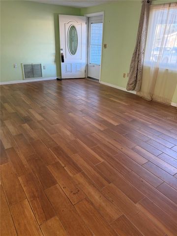 6350 LOMAND AVENUE, New Port Richey, FL 34653