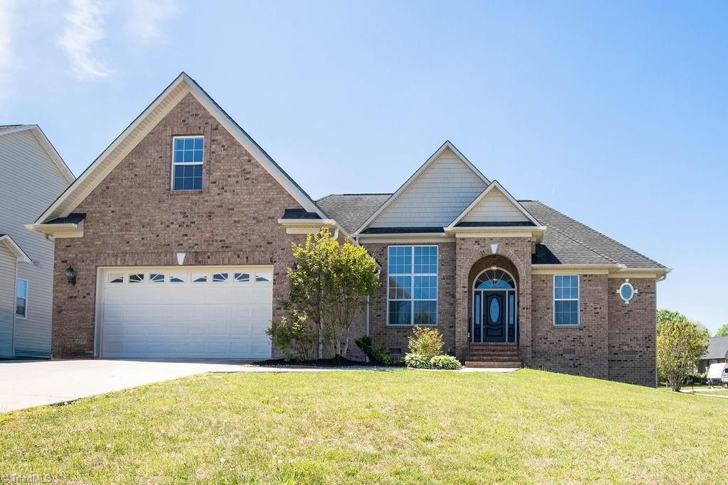 2007 Shady Oak Lane, Archdale, NC 27263