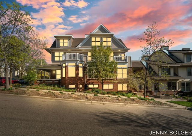 800 Livingston Avenue NE, Grand Rapids, MI 49503