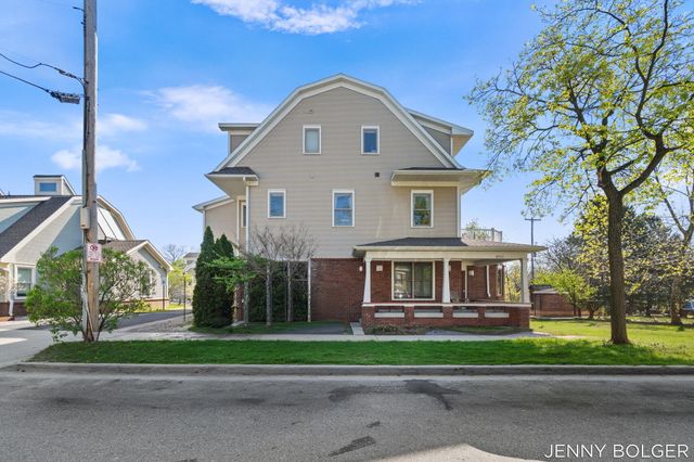 800 Livingston Avenue NE, Grand Rapids, MI 49503