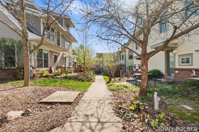 800 Livingston Avenue NE, Grand Rapids, MI 49503