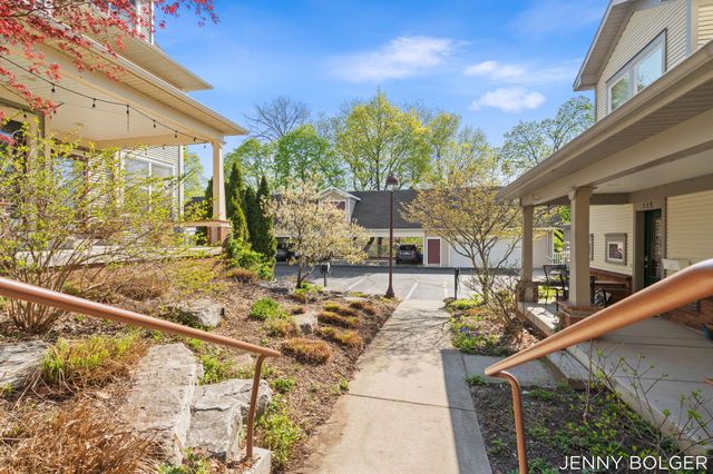 800 Livingston Avenue NE, Grand Rapids, MI 49503