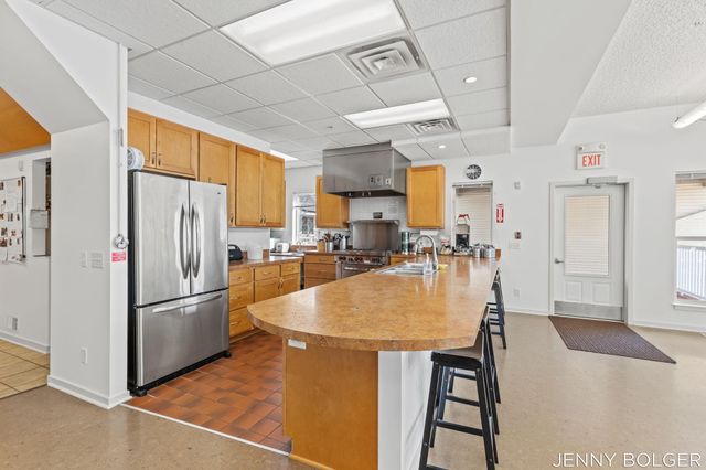 800 Livingston Avenue NE, Grand Rapids, MI 49503