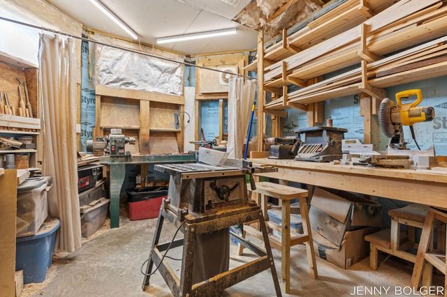 800 Livingston Avenue NE, Grand Rapids, MI 49503