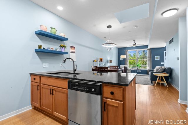800 Livingston Avenue NE, Grand Rapids, MI 49503