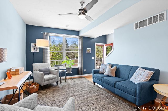 800 Livingston Avenue NE, Grand Rapids, MI 49503