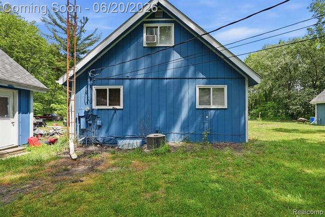 1699 Ditty Road, Kimball, MI 48074