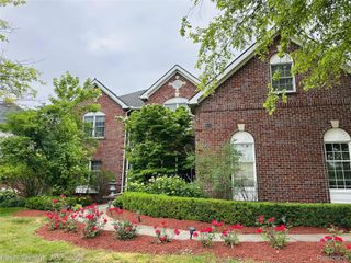 24374 Terra Del Mar Drive, Novi, MI 48374