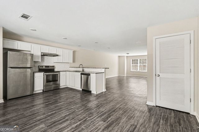 720 Keeshono Street, Union City, GA 30291