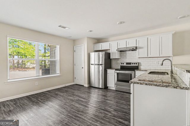 720 Keeshono Street, Union City, GA 30291