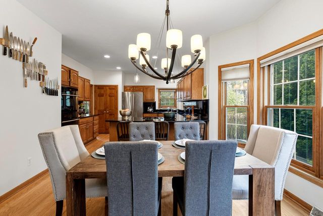 W72N509 Cider Mill COURT, Cedarburg, WI 53012