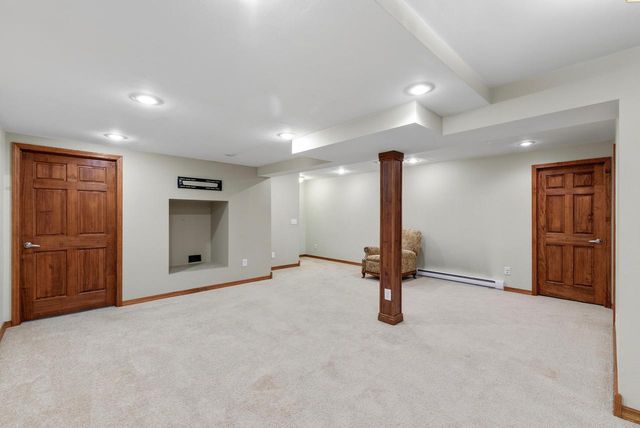 W72N509 Cider Mill COURT, Cedarburg, WI 53012