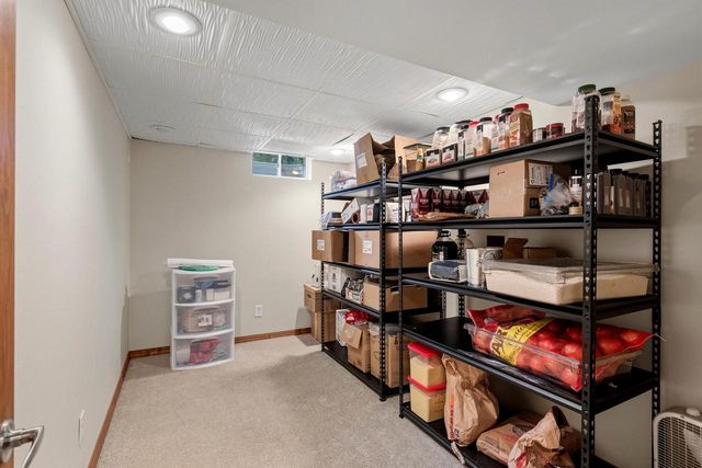 W72N509 Cider Mill COURT, Cedarburg, WI 53012